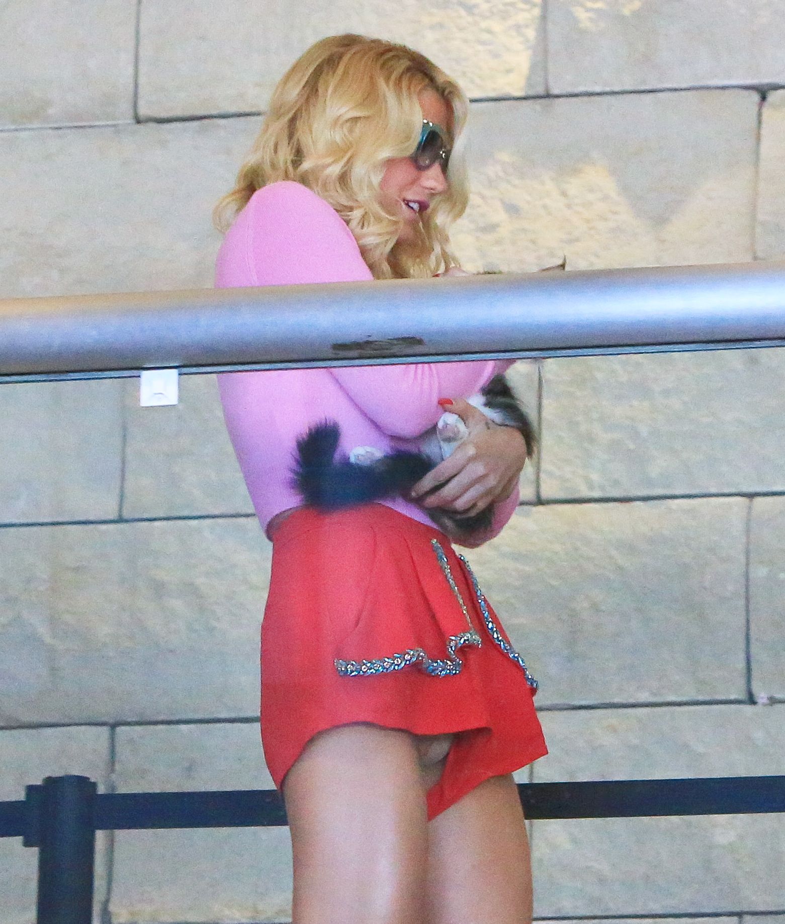 Kesha Panties Upskirt.