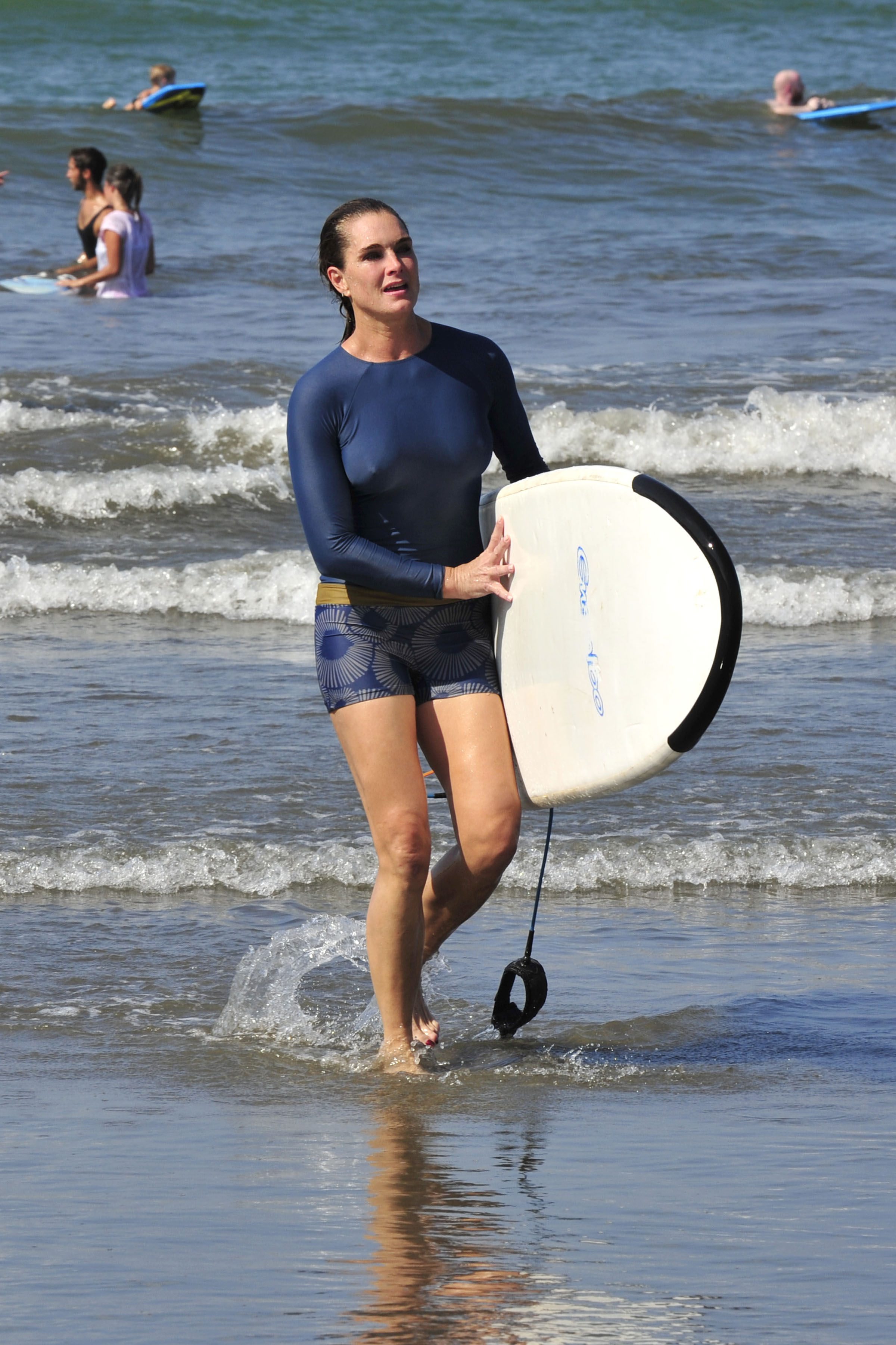Brooke Shields Nipple Pokes While Learning To Surf In Costa Rica 