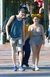 Ariel Winter Displays: Cleavage, Downblouse, Side Boob At Disneyland