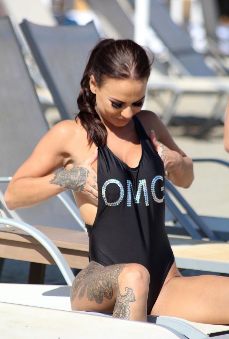 Chantelle Connelly CelebritySlips