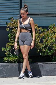 Madison Beer Cameltoe While Out In Los Angeles - CelebritySlips